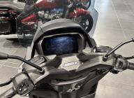 PIAGGIO MP3 400 HPE SPORT ABS ASR / MP3 400 HPE SPORT/ Garantie 