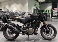 HUSQVARNA SVARTPILEN 125 / Garantie 