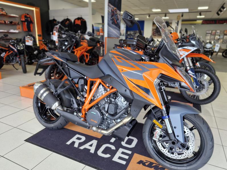KTM 1290 SUPER DUKE GT
